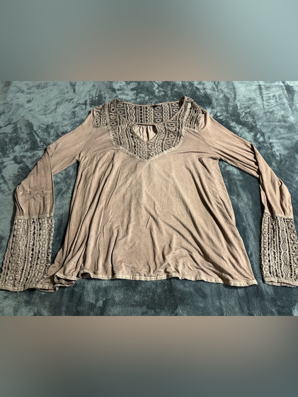 POL Crocheted Long Sleeve Top Women’s Size Large Tan/Brown